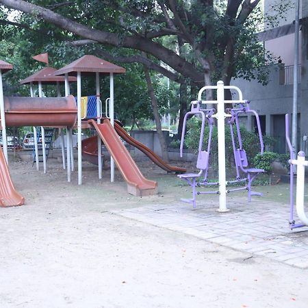 Divine India Service Apartment 3Bhk,B57 Sarita Vihar,Apollo Neu-Delhi Exterior foto