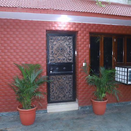 Divine India Service Apartment 3Bhk,B57 Sarita Vihar,Apollo Neu-Delhi Exterior foto