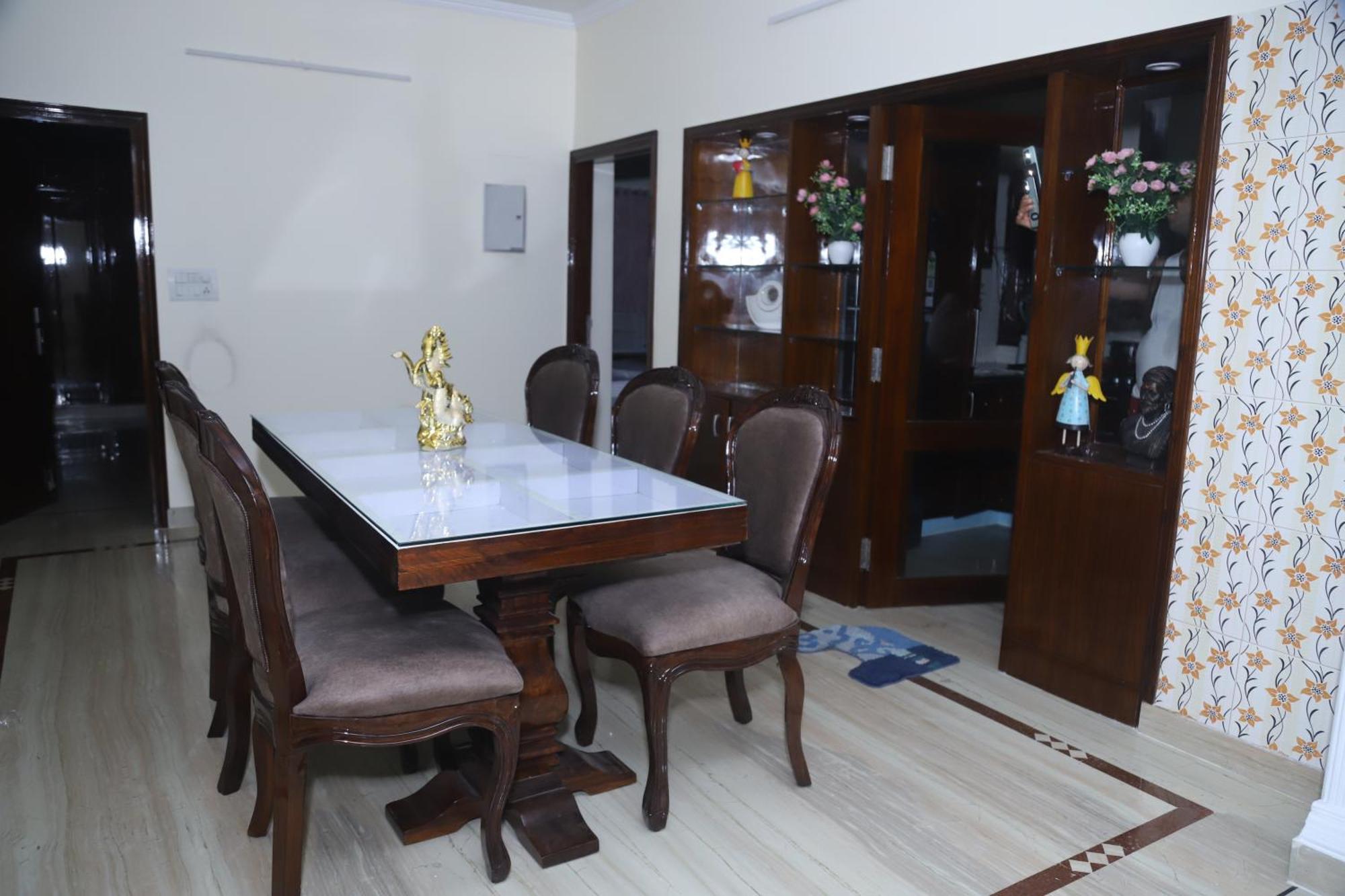 Divine India Service Apartment 3Bhk,B57 Sarita Vihar,Apollo Neu-Delhi Exterior foto
