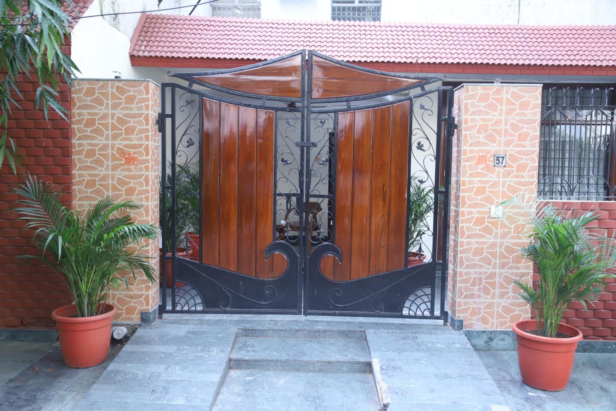 Divine India Service Apartment 3Bhk,B57 Sarita Vihar,Apollo Neu-Delhi Exterior foto