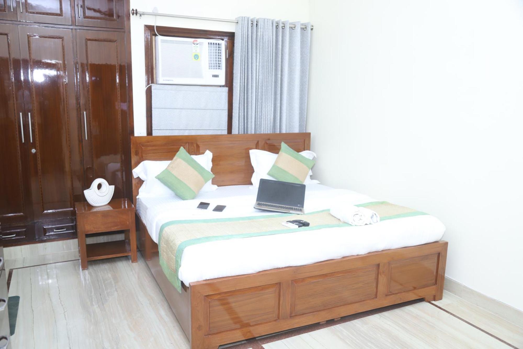 Divine India Service Apartment 3Bhk,B57 Sarita Vihar,Apollo Neu-Delhi Exterior foto